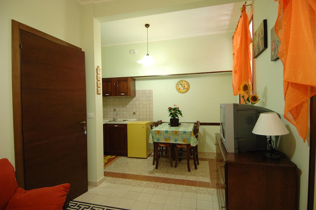 Residence La Casa Di Vittorio Lettomanoppello Room photo